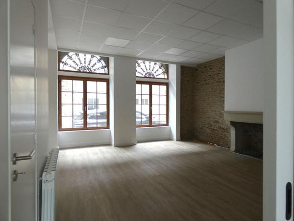 Grand appartement de 58m2 refait à neuf , espace rare à imaginer selon votre projet !