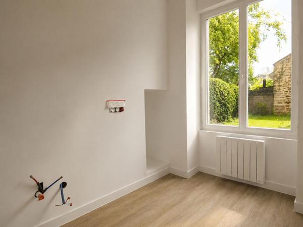 Grand appartement de 58m2 refait à neuf , espace rare à imaginer selon votre projet !