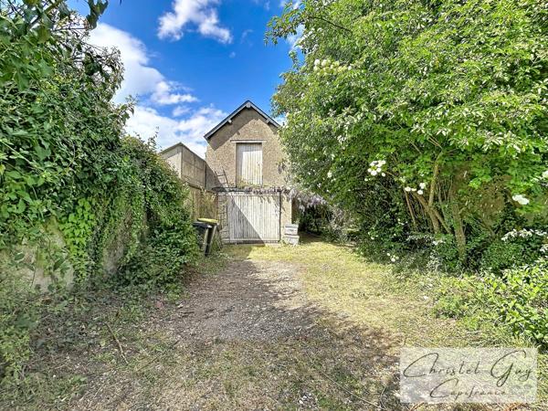 Dpt Sarthe (72), à vendre proximité gare MONTVAL SUR LOIR, maison bourgeoise 5 chambres sur 600 m² de terrain
