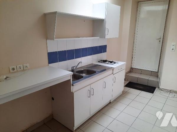 local commercial et appartement