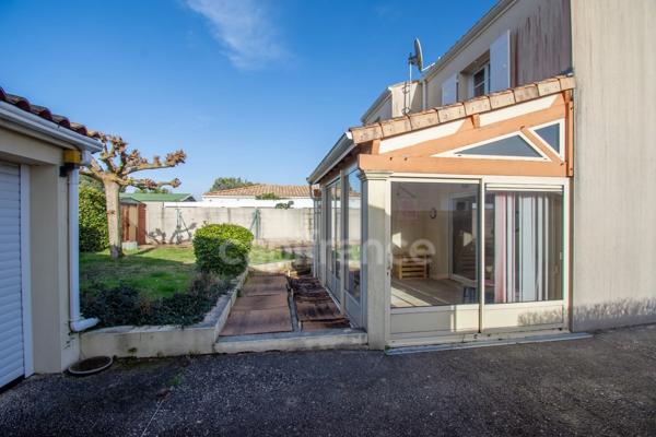 VAUX SUR MER - MAISON A PROXIMITÉ IMMÉDIATE DES COMMERCES