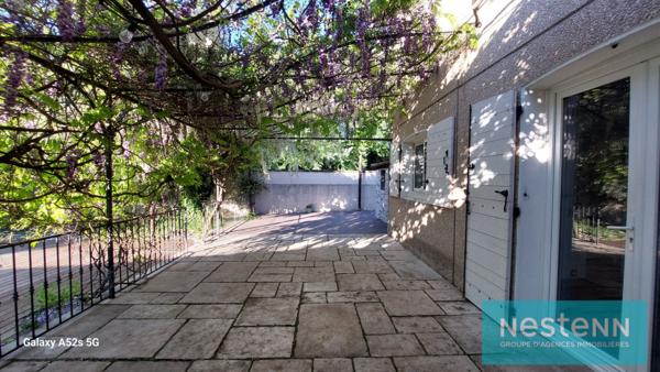 Maison ENTRESSEN T4, 3 Chambres, jardin, piscine et garage aménagé, env 127m²