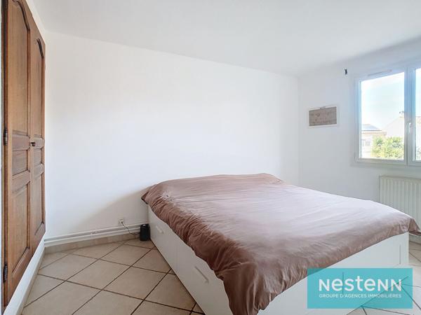 Maison ENTRESSEN T4, 3 Chambres, jardin, piscine et garage aménagé, env 127m²