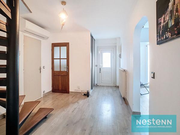 Maison ENTRESSEN T4, 3 Chambres, jardin, piscine et garage aménagé, env 127m²