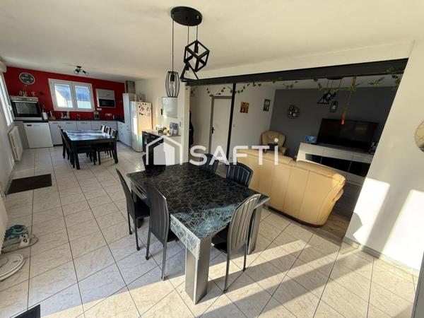 Maison familliale de 153 m2,  à Evellys au calme,proche des commodités