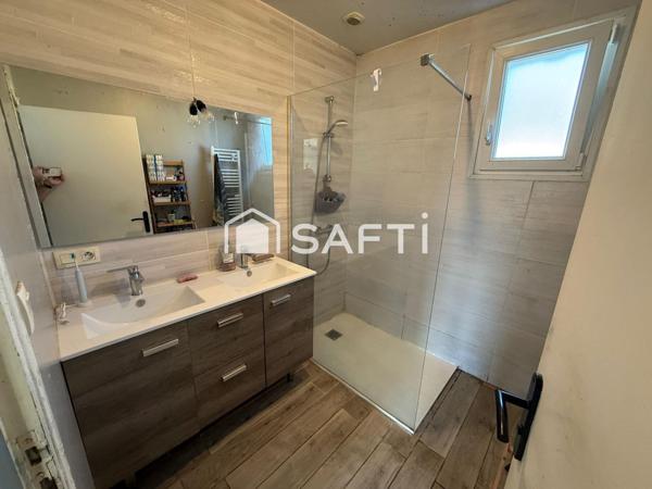 Maison familliale de 153 m2,  à Evellys au calme,proche des commodités