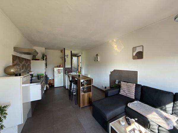 47290 CASTELNAUD DE GRATECAMBE Bel appartement T2 à Castelnaud De Gratecambe