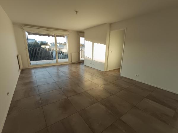Magnifique Appartement 4P 3CH dans Très Belle Résidence de 2016 à qqs mn à pied de la Gare RER