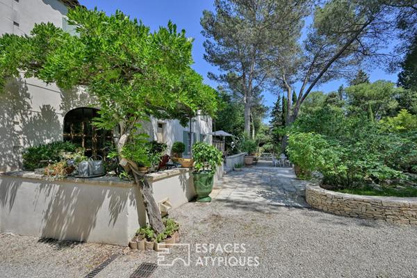 Bastide de charme avec piscine et dépendance