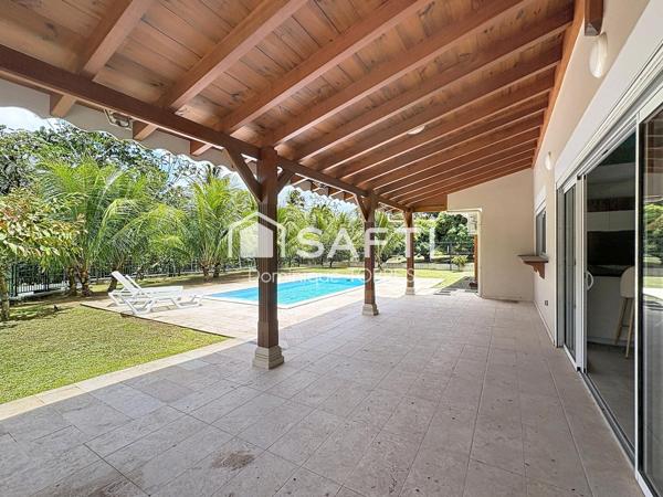 Villa d’Architecte Contemporaine – Élégance et  Art de Vivre à DUCOS