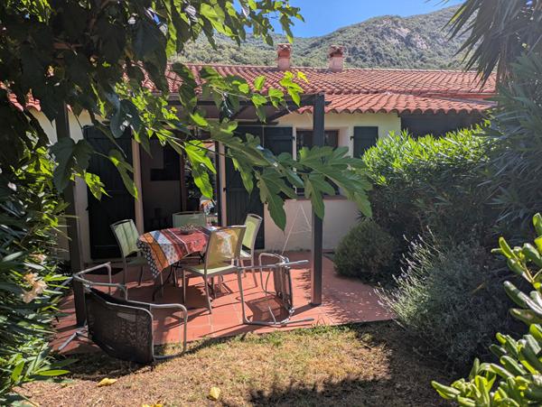 Domaine de gîtes en activité avec piscine à Sorède (66)