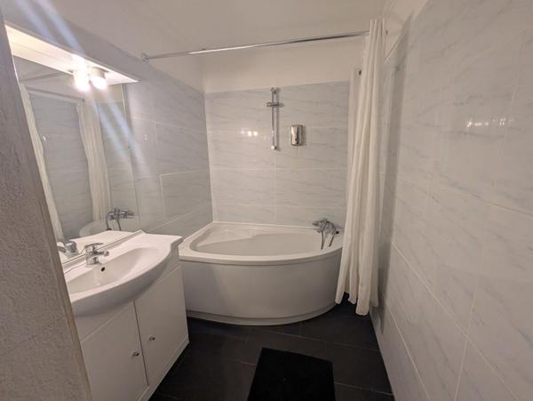 Domaine de gîtes en activité avec piscine à Sorède (66)