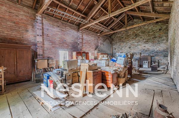 Maison Alban ancienne ferme avec dépendances sur 1ha de terrain attenant