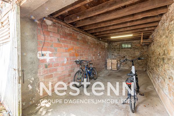 Maison Alban ancienne ferme avec dépendances sur 1ha de terrain attenant