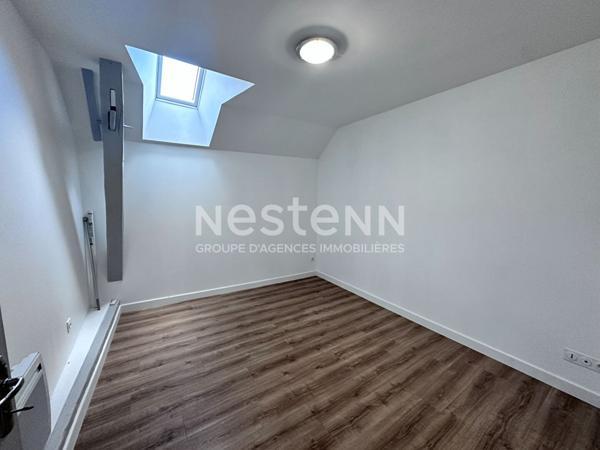 Vente jolie maison rénovée par artisans de 123.62 m² centre ville de VAAS (72500)