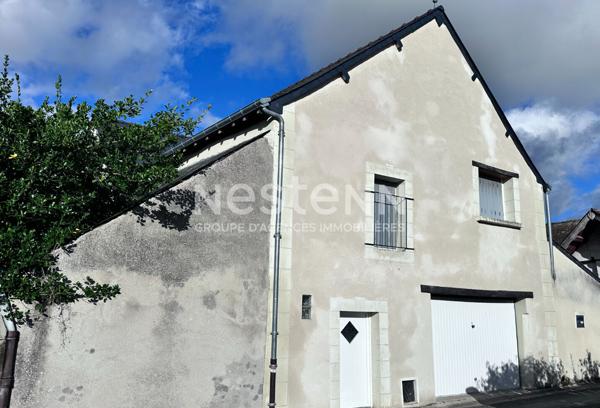 Vente jolie maison rénovée par artisans de 123.62 m² centre ville de VAAS (72500)