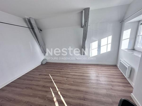 Vente jolie maison rénovée par artisans de 123.62 m² centre ville de VAAS (72500)