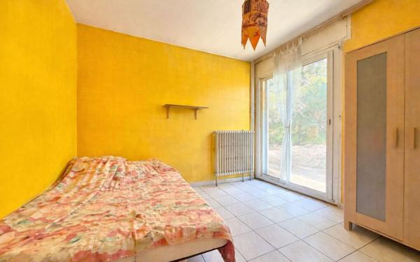 Appartement à vendre    3 pièces • 62,29 m2 Marseille 9