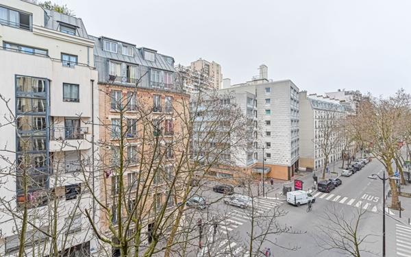 Appartement à vendre    2 pièces • 29 m2 Paris 19