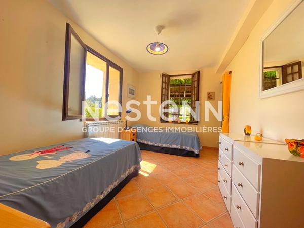 À VENDRE, Propriété de charme 238 m² , 5 chambres, Terrain arboré 1,2 ha, Piscine ,Le Luc