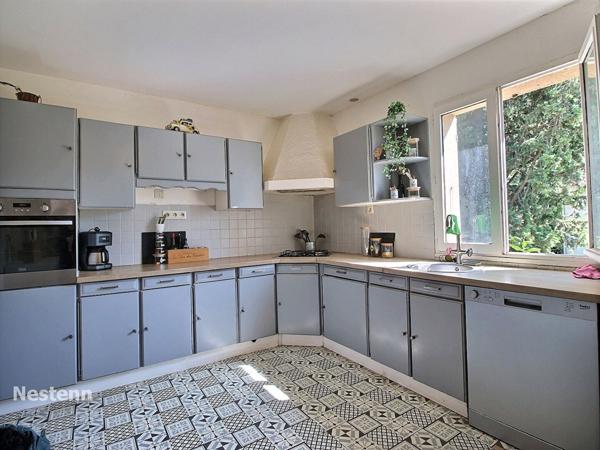 Au coeur de la ceinture verte Haut de maison 3 pièces 84m² avec jardinet