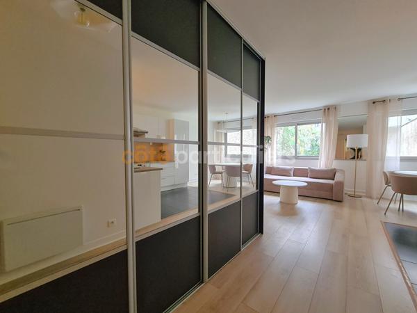 Location Appartement42,43 m² - 2 Pièces - PARIS (75017)