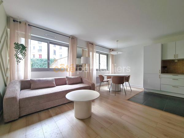 Location Appartement42,43 m² - 2 Pièces - PARIS (75017)