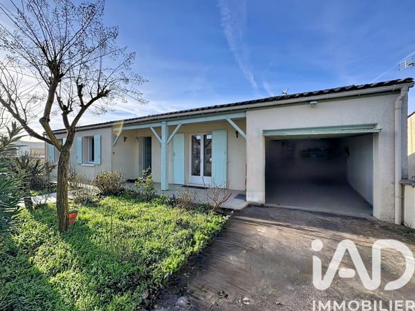 Maison à vendre 4 pièces 90 m² Saint-Yrieix-sur-Charente