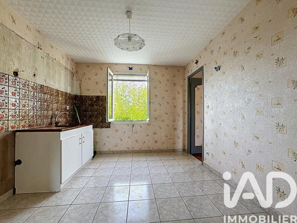 Maison à vendre 4 pièces 90 m² Saint-Yrieix-sur-Charente