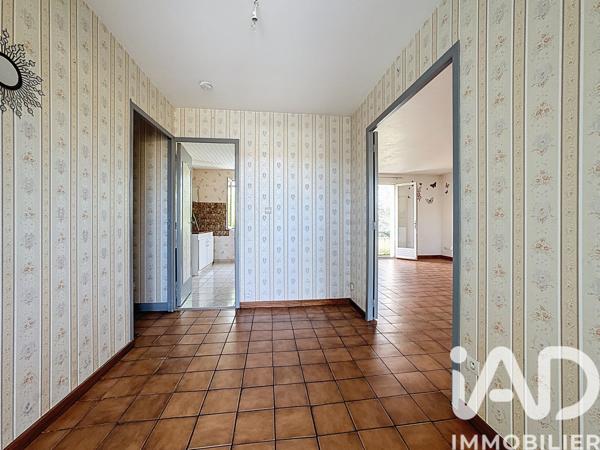 Maison à vendre 4 pièces 90 m² Saint-Yrieix-sur-Charente