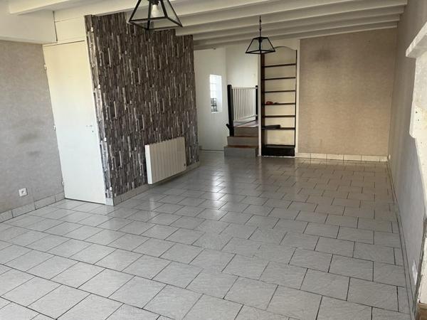 Maison à vendre 108 600 € Magnac-sur-Touvre 3 p 70 m² DPE D