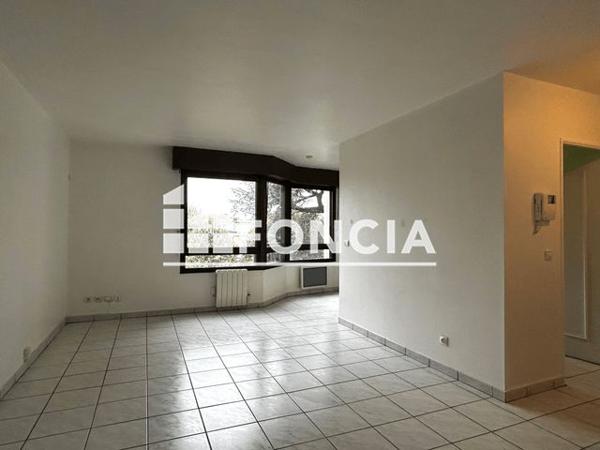 Location Appartement 2 pièces 55.39 m² - 68 RUE HENON Lyon 69004