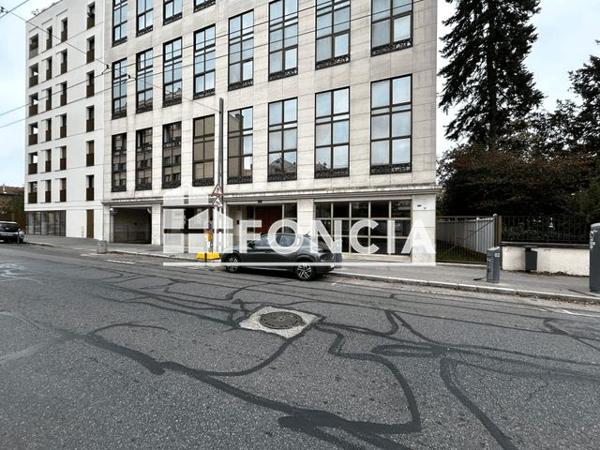 Location Appartement 2 pièces 55.39 m² - 68 RUE HENON Lyon 69004