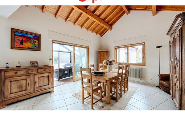 Maison à vendre    7 pièces • 308 m2 Vétraz-Monthoux