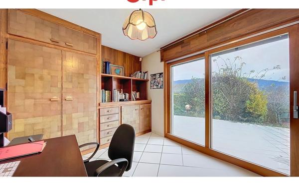 Maison à vendre    7 pièces • 308 m2 Vétraz-Monthoux