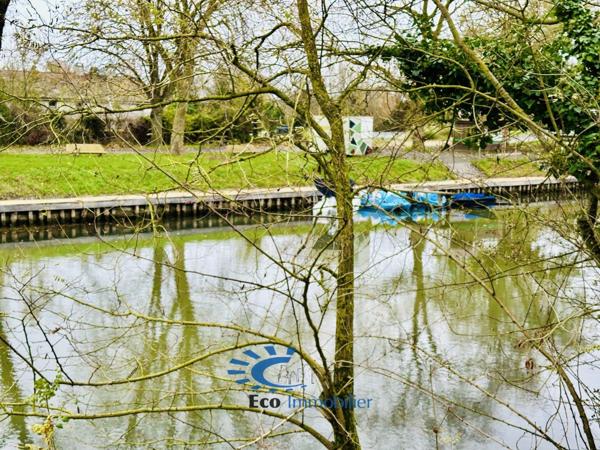 MARANS APPARTEMENT 2 CHAMBRES TERRASSE  Marans