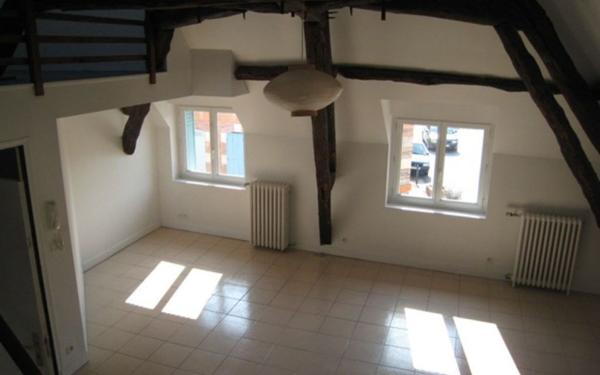 Appartement à louer    2 pièces •  La Ferté-Saint-Aubin