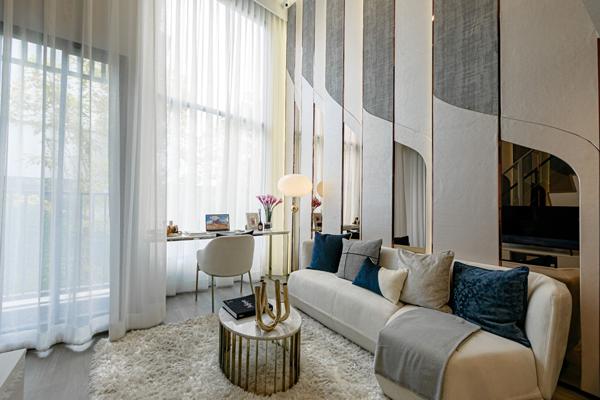 SOHO Bangkok Ratchada Condominiums loft modernes à 250 m du MRT Ratchadaphisek