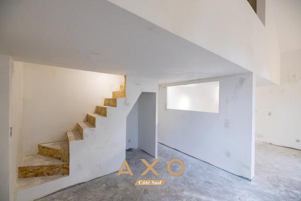 AIX-EN-PROVENCE - PROCHE LA TORSE - MAISON DE VILLE- T4 - PISCINABLE - GARAGE - 895 000€