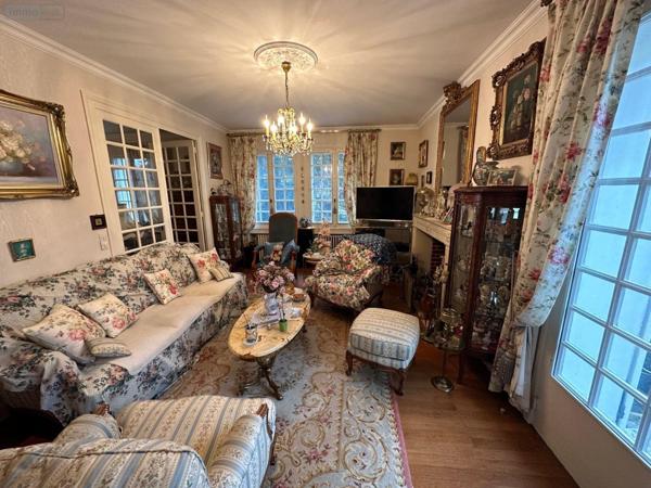 Maison à vendre à Montrichard-Val-de-Cher dans le Loir-et-Cher (41400), ref : 12101/1263   
CENTRE BOURG