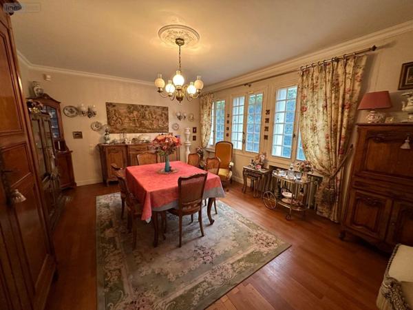 Maison à vendre à Montrichard-Val-de-Cher dans le Loir-et-Cher (41400), ref : 12101/1263   
CENTRE BOURG