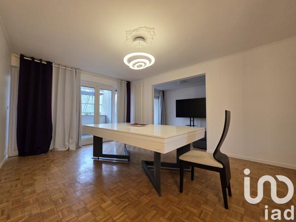 Appartement 3 pièces de 72 m² à Créteil (94000)