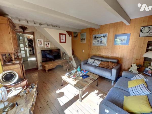 CURIS AU MONT D'OR maison ancienne 172 m² 487m² terrain