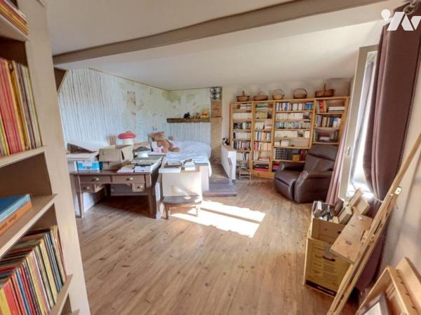 CURIS AU MONT D'OR maison ancienne 172 m² 487m² terrain