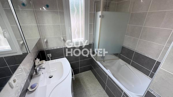 MAISON À VENDRE DE 6 PIÈCES DE 99,00 M²