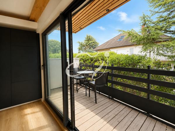 MAISON DE CARACTÈRE DE 166 M², ENTIÈREMENT RÉNOVÉE, TERRASSES ET ROOFTOP