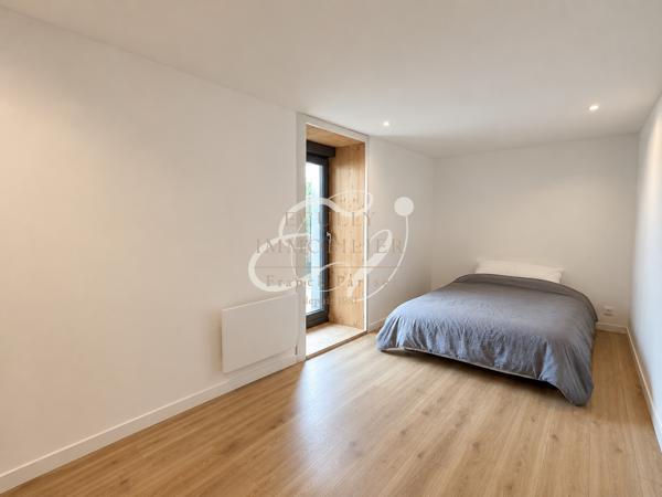 MAISON DE CARACTÈRE DE 166 M², ENTIÈREMENT RÉNOVÉE, TERRASSES ET ROOFTOP