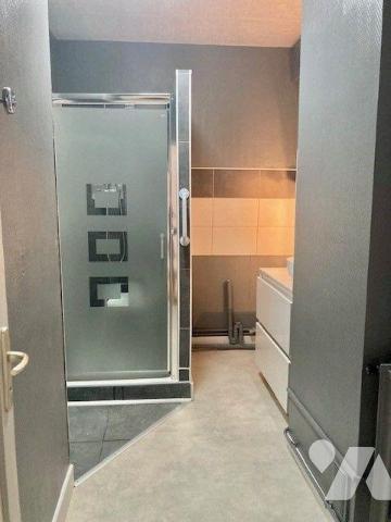 Appartement RESIDENCE NOTRE DAME plein centre ville avec ascenseur au deuxième étage comprenant...