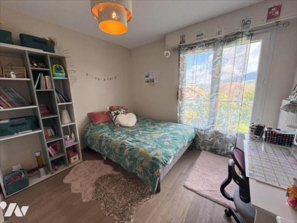 APPARTEMENT TYPE 4 / BALCONS / PARKING / CAVE