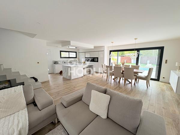 Maison moderne à vendre à Cadaujac - 5 pièces, 122 m², terrain 1000 m²